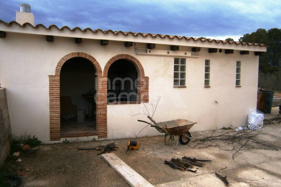 For sale - Country House - Alcocer de Planes