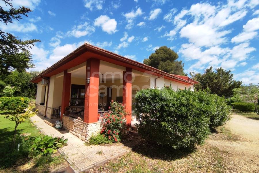 Te koop - Villa - Alcoy - Urbanizaciones