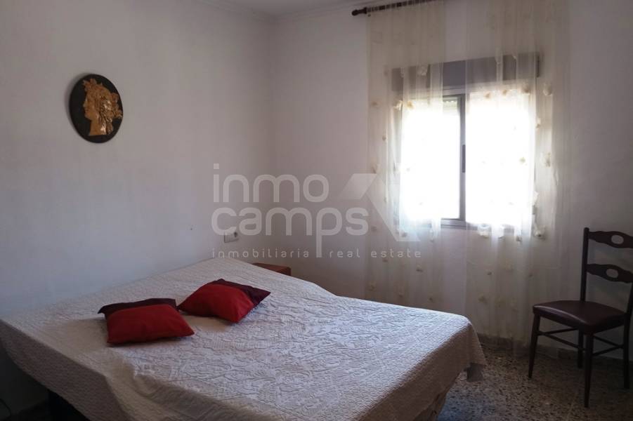 Te koop - Landhuis - Oliva