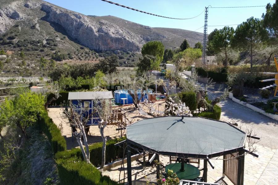 For sale - Country House - Millena