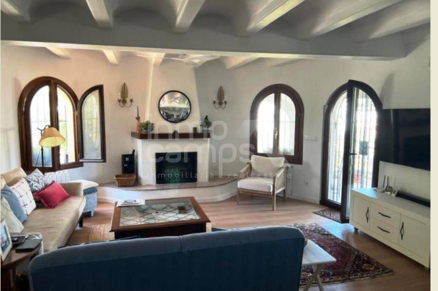 Venta - Chalet - Denia