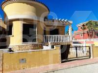 For sale - Villa - Benferri