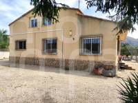 Te koop - Landhuis - Millena