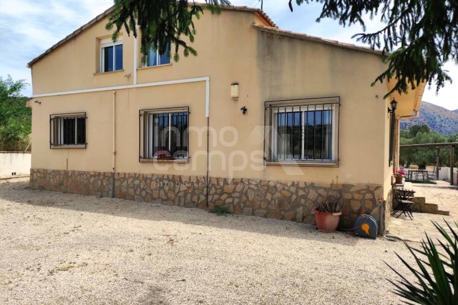 Te koop - Landhuis - Millena