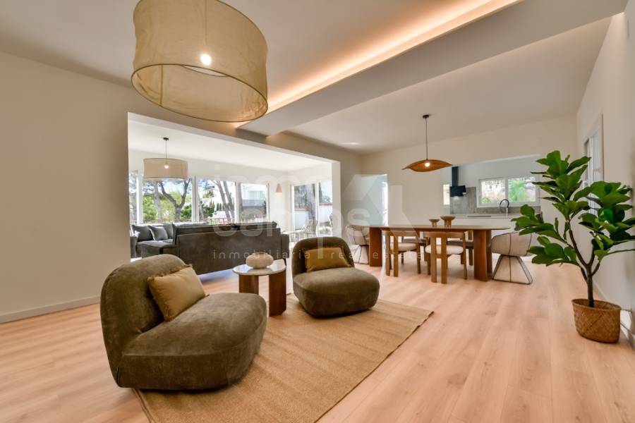 For sale - Villa - Altea