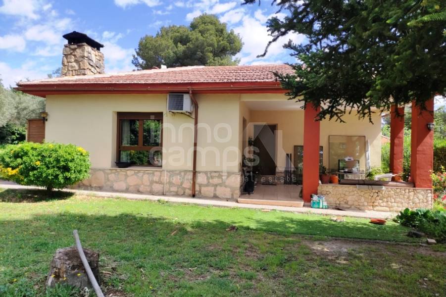 Te koop - Villa - Alcoy - Urbanizaciones