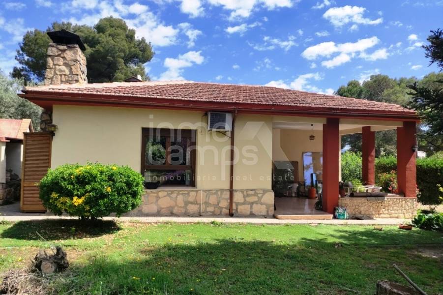 Te koop - Villa - Alcoy - Urbanizaciones