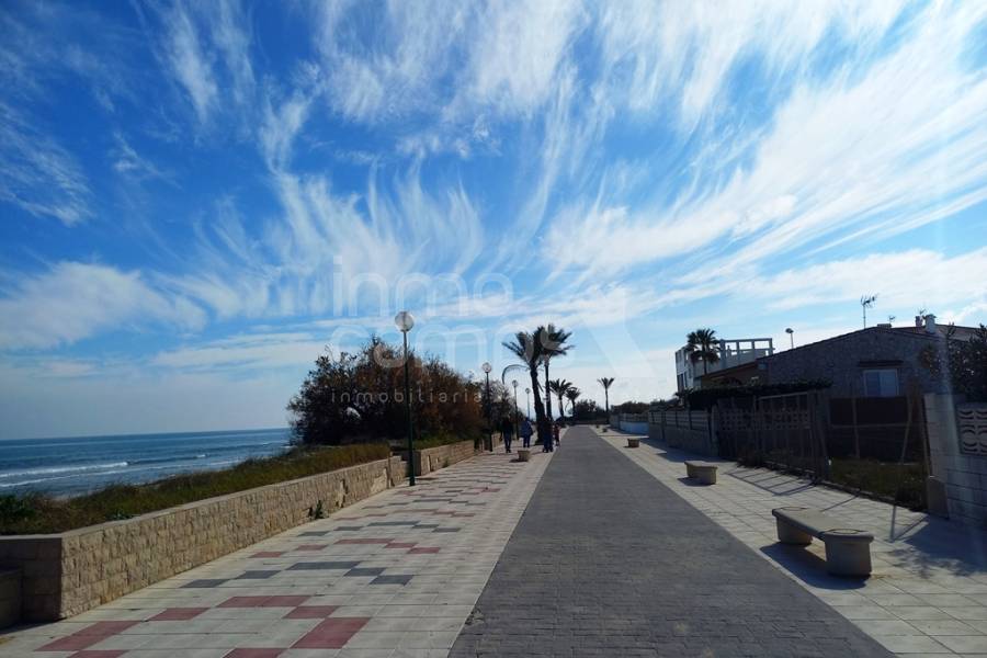 For sale - Semi - Detached house - Oliva