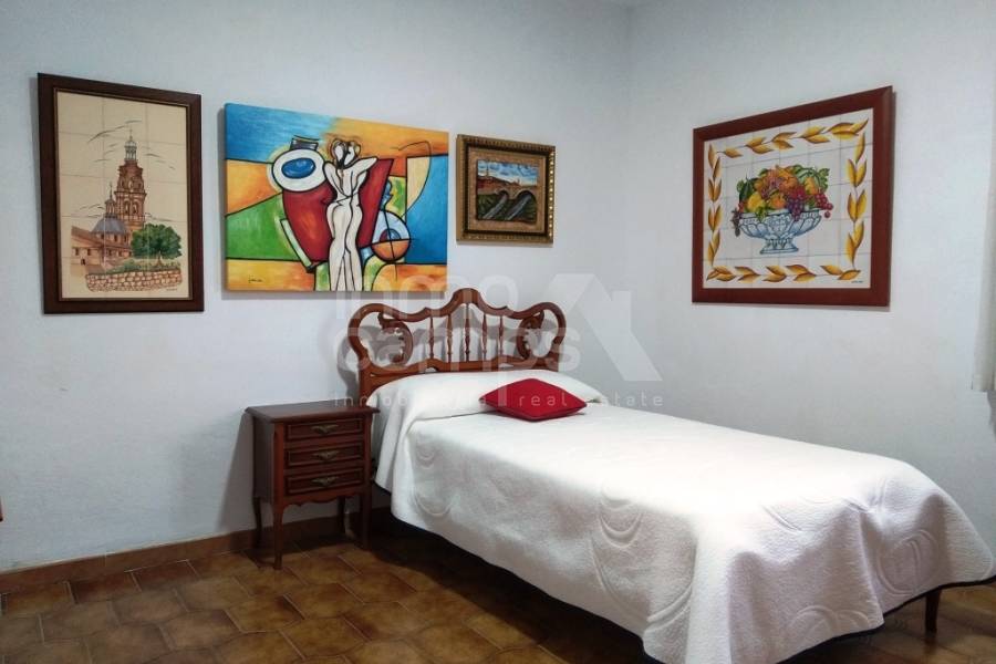 Te koop - Landhuis - Ontinyent