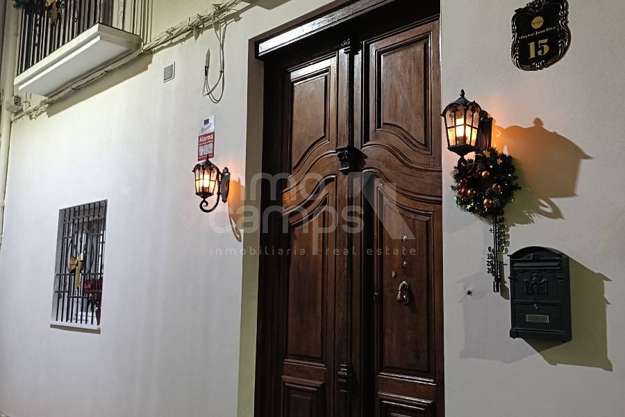 Te koop - Stadhuis - Beniarjó