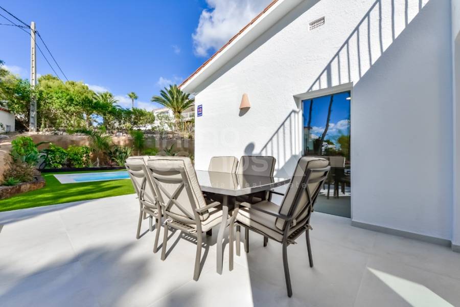 For sale - Villa - Altea