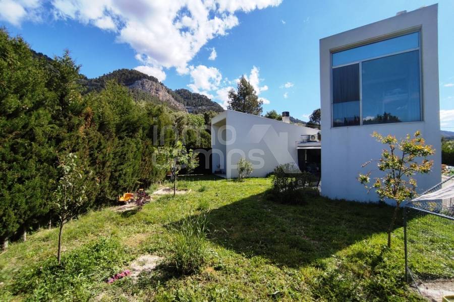 Venta - Chalet - Alfafara