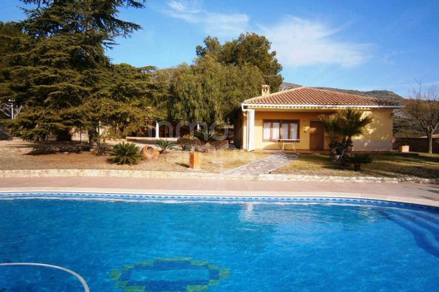 Venta - Casa de Campo - Ontinyent