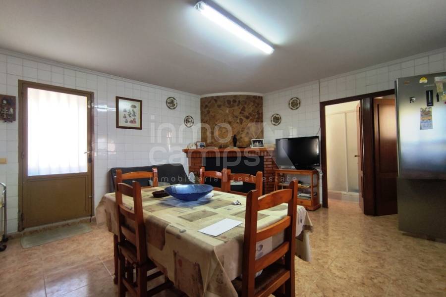 Te koop - Landhuis - Ontinyent